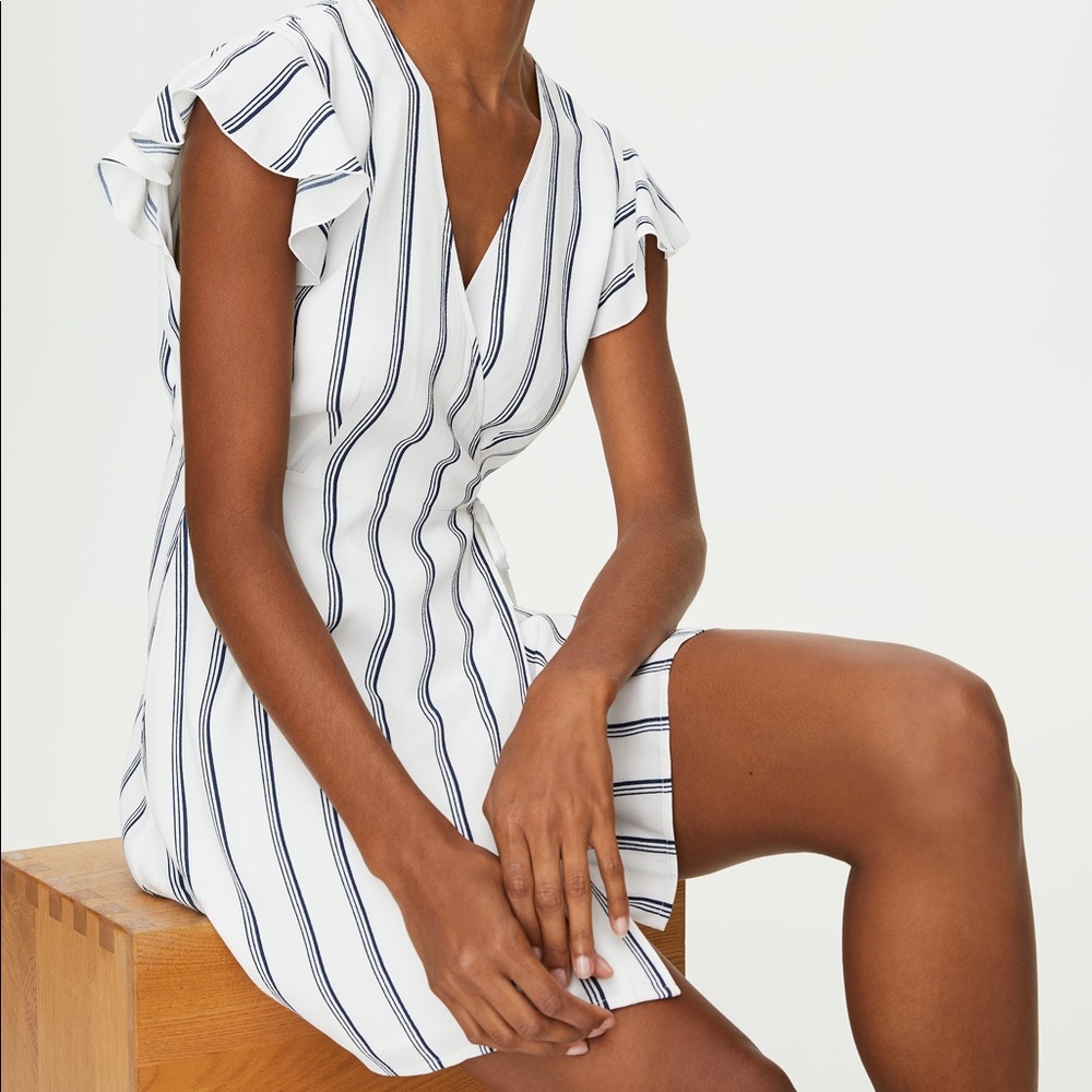NWT Aritzia wrap dress in Oak/Admiral